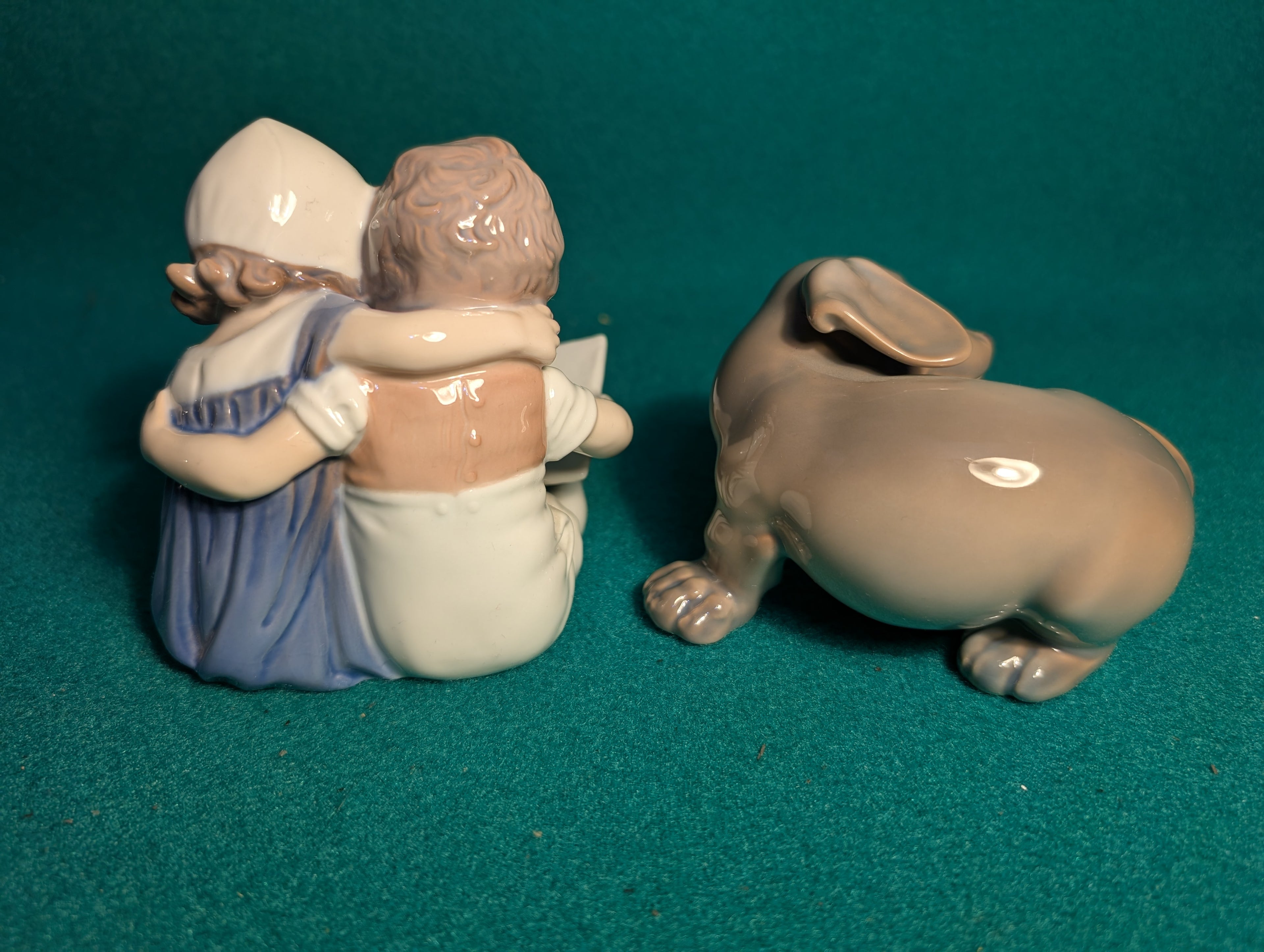 Statuina B&G Bimbi Leggono Bassotto Porcellana Danese Vintage