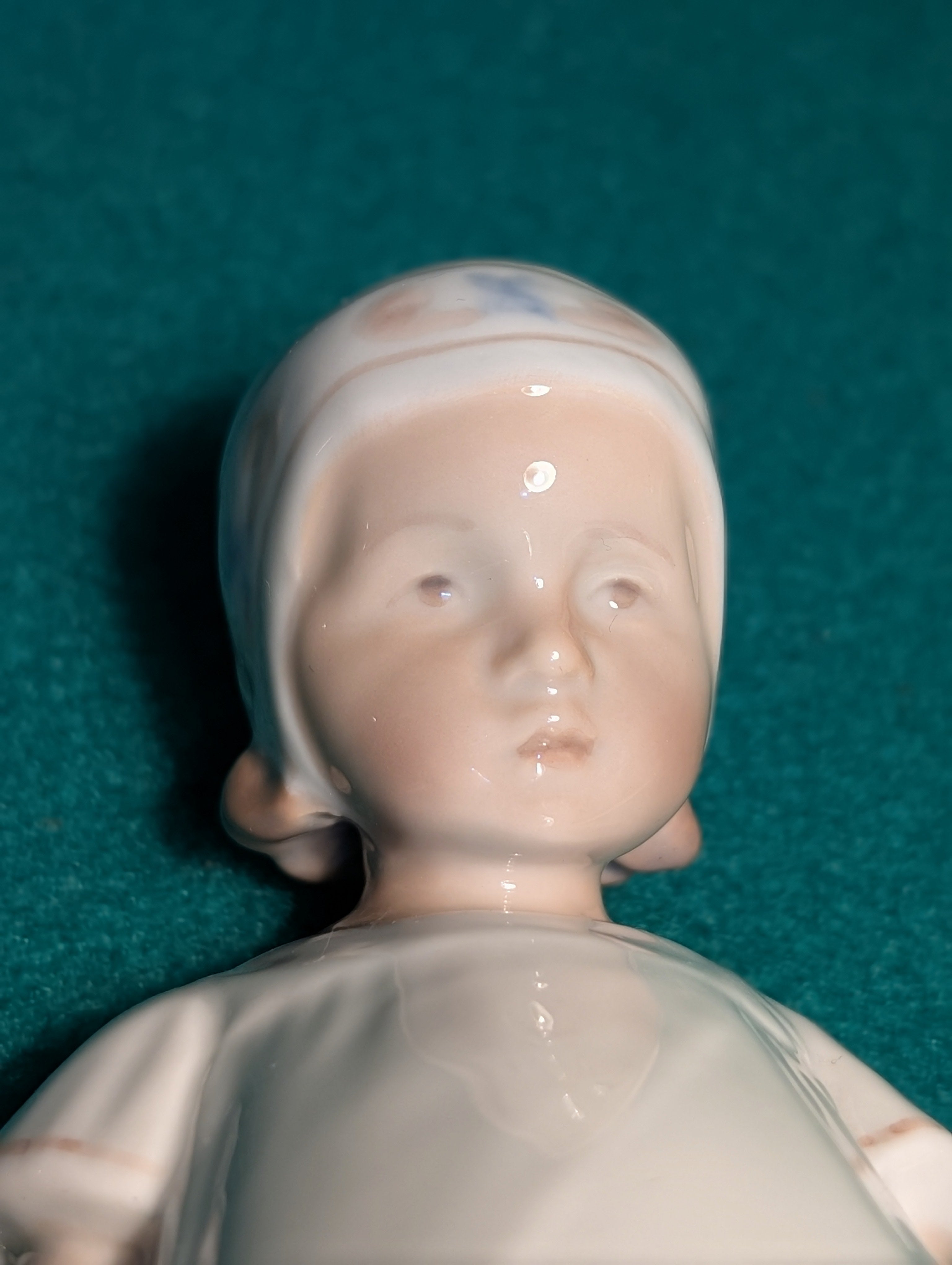 Porcellana danese di B&G : figurina di Else