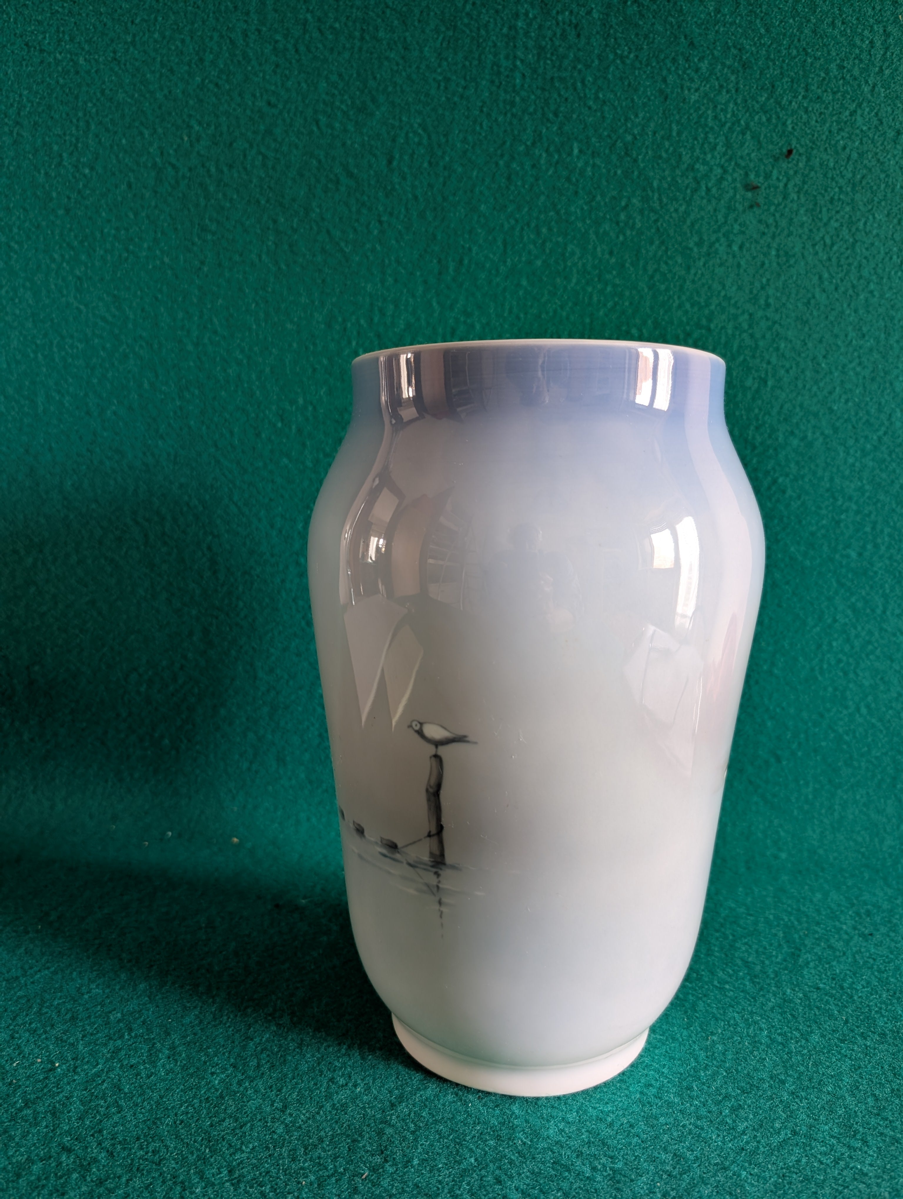 Vaso Royal Copenhagen Porcellana Barca a Vela Dipinta Mano – Danish Vintage Sailboat