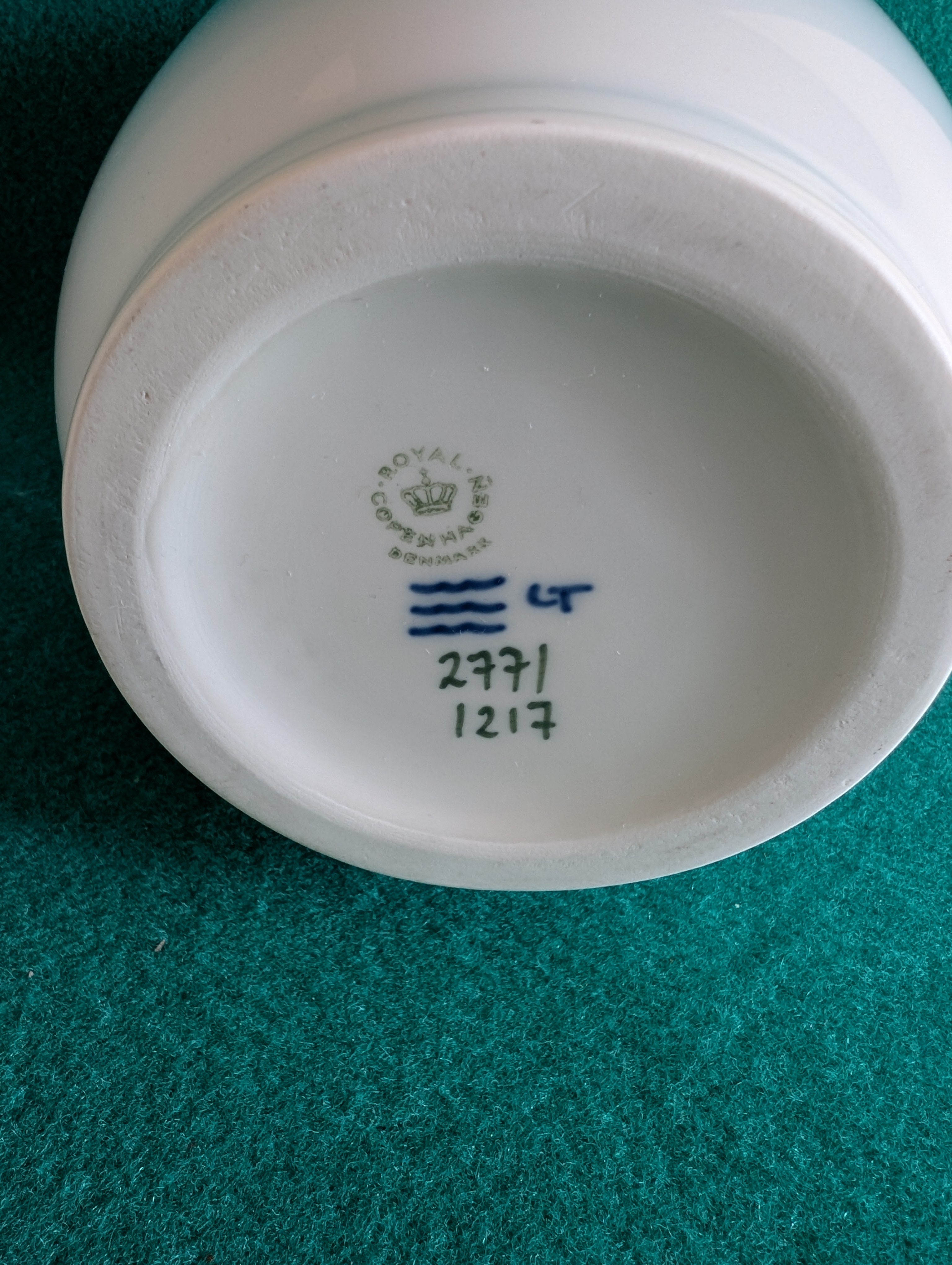 Vaso Royal Copenhagen Porcellana Barca a Vela Dipinta Mano – Danish Vintage Sailboat