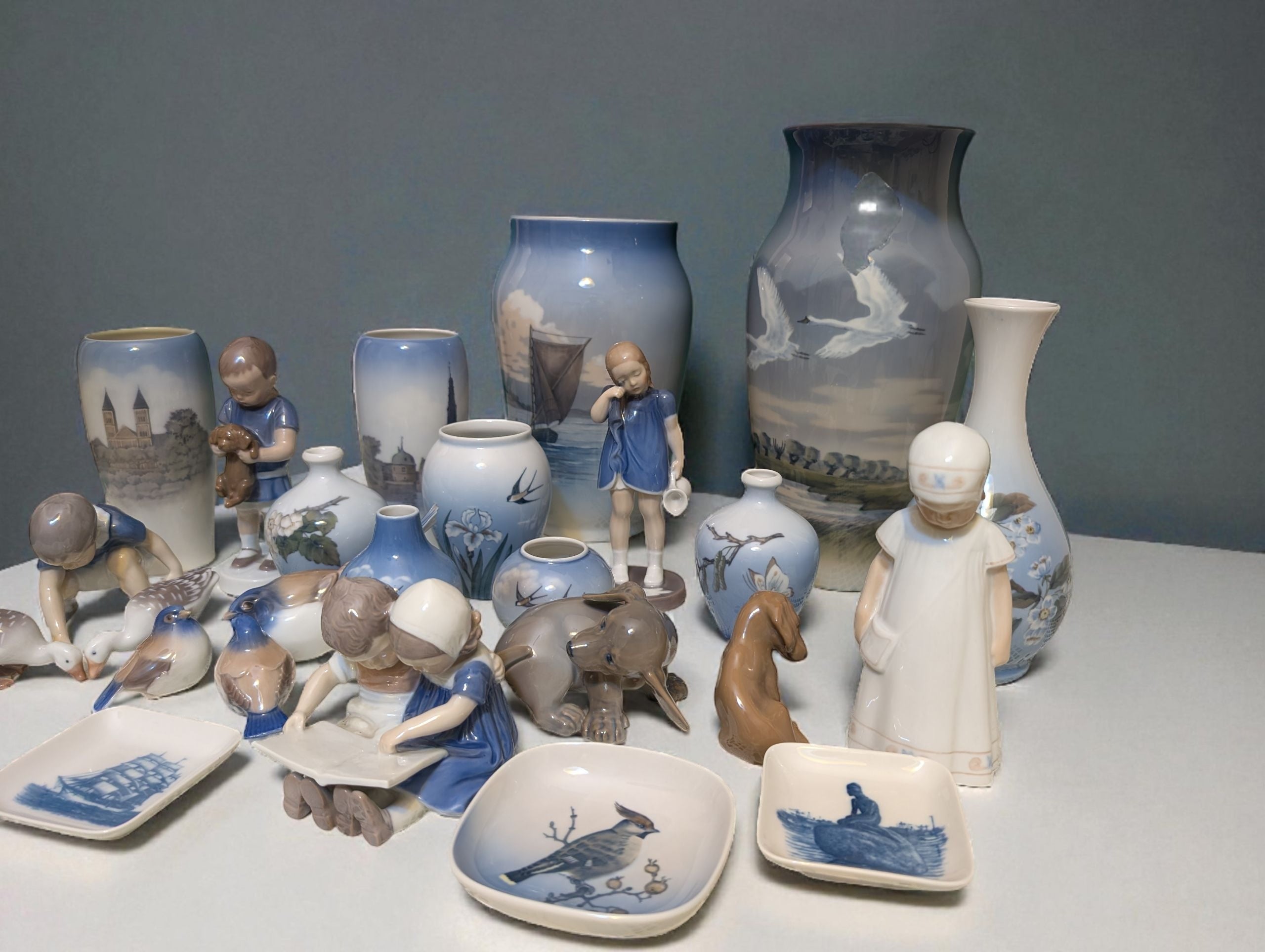 collezione di vasi e figurine vintage della tradizione danese : Royal Copenhagen e B&G