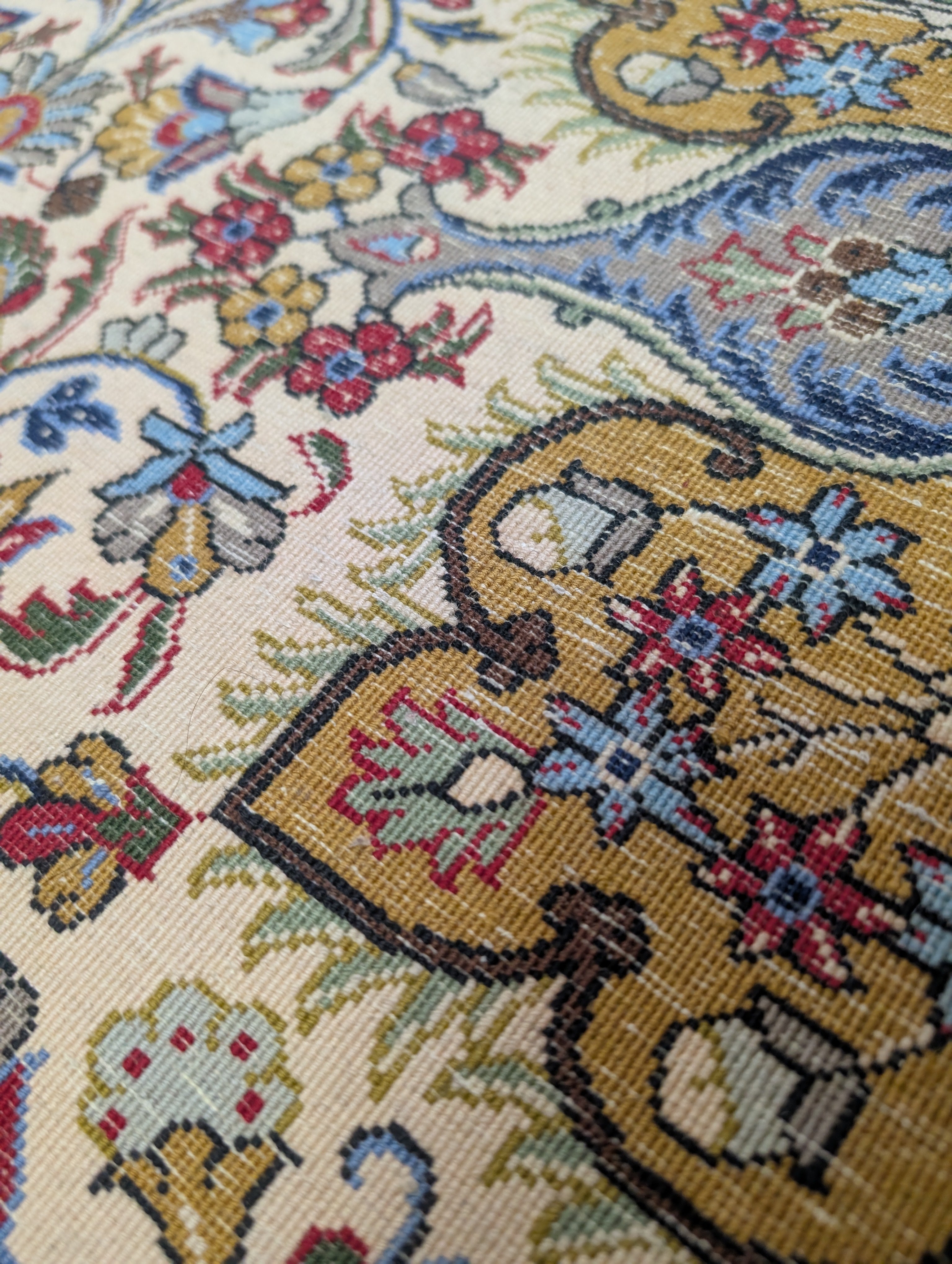 Tappeto Orientale Qum Kork Annodato a Mano - Lana Pregiata 207x140 cm - Certificato Toluian