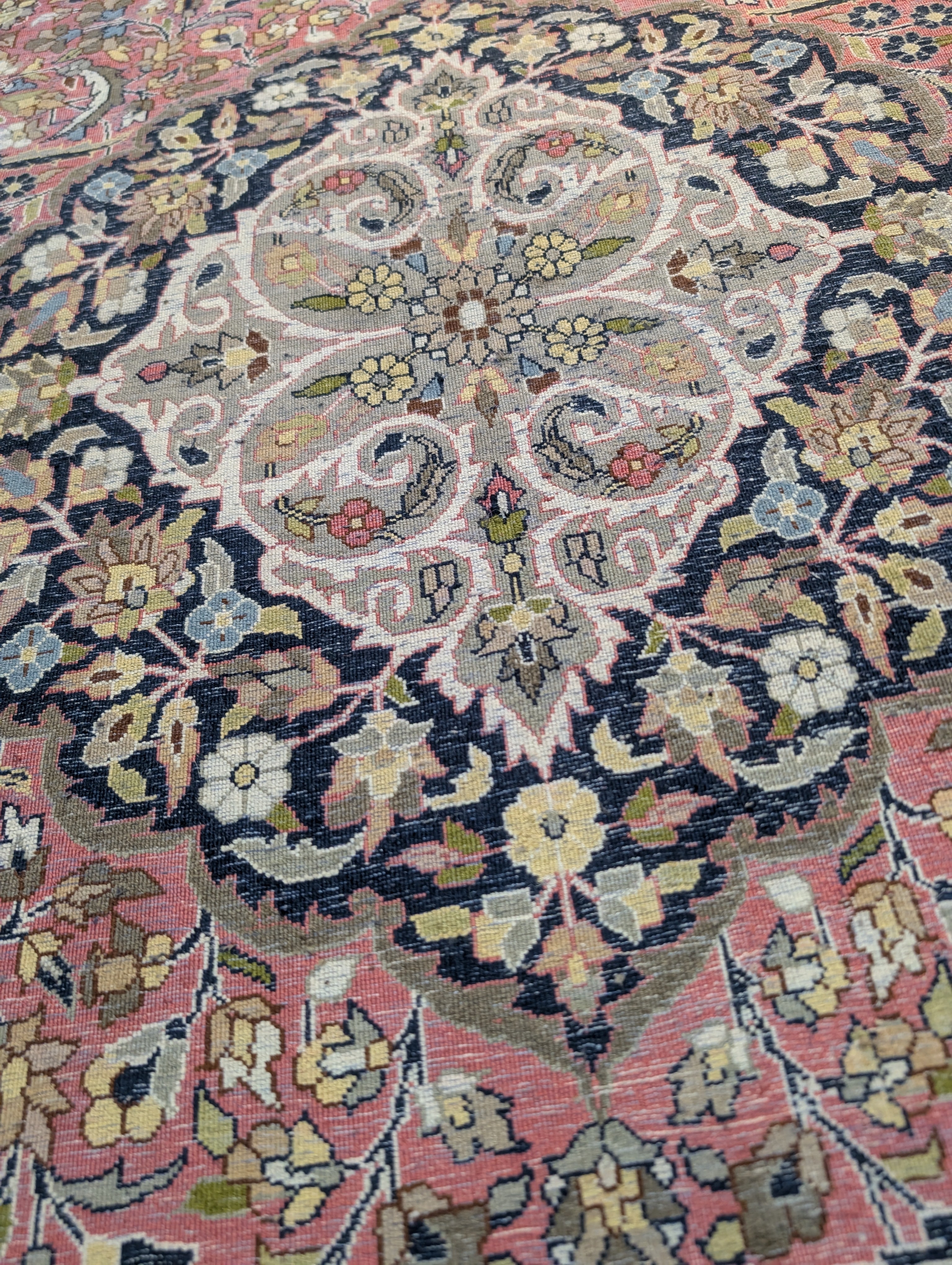 Tappeto Srinagar India Annodato a Mano - Ottime Condizioni con Certificato Garanzia