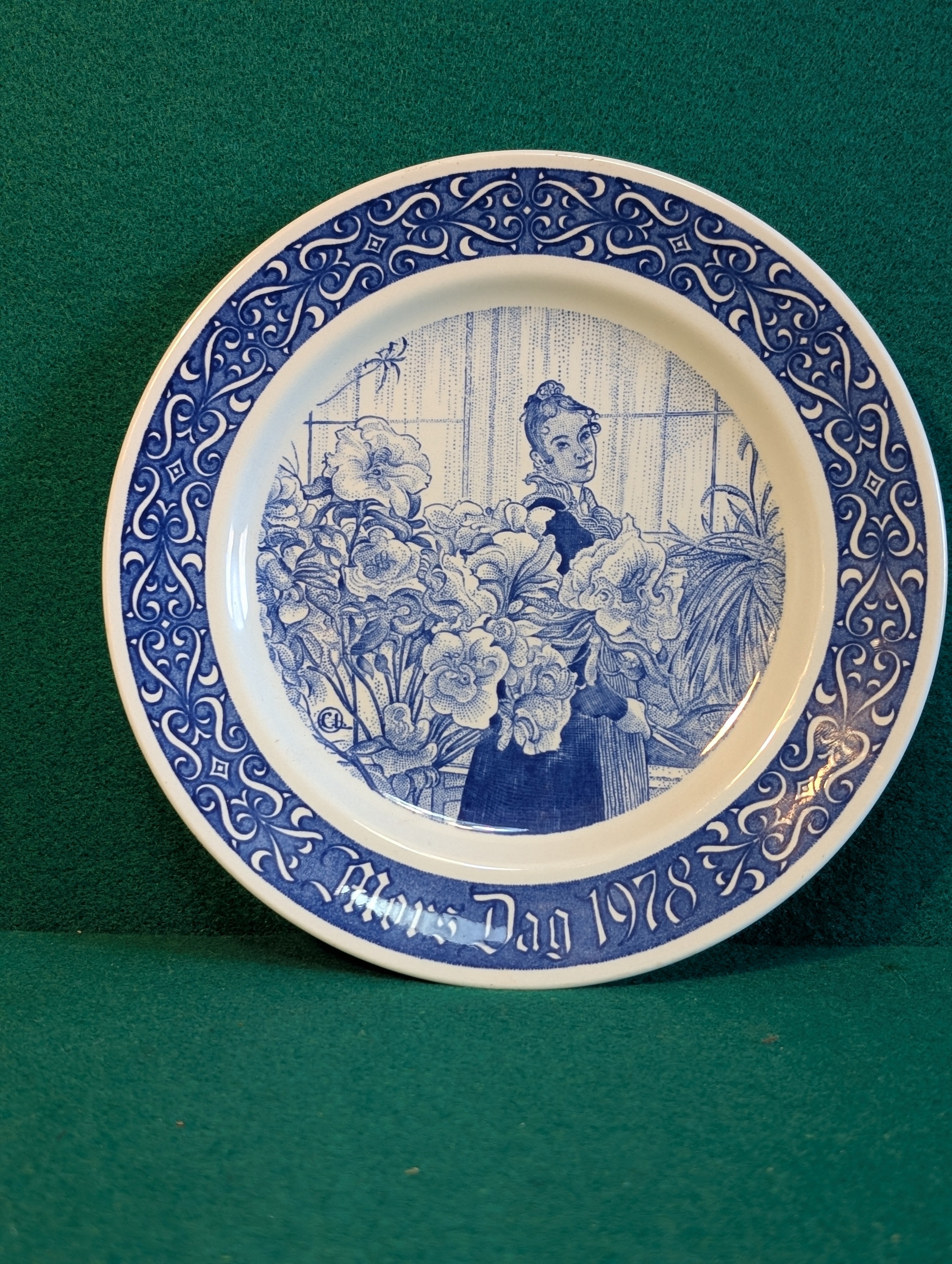 Piatto Rörstrand serie "Mors Dag" 1978 – porcellana svedese vintage