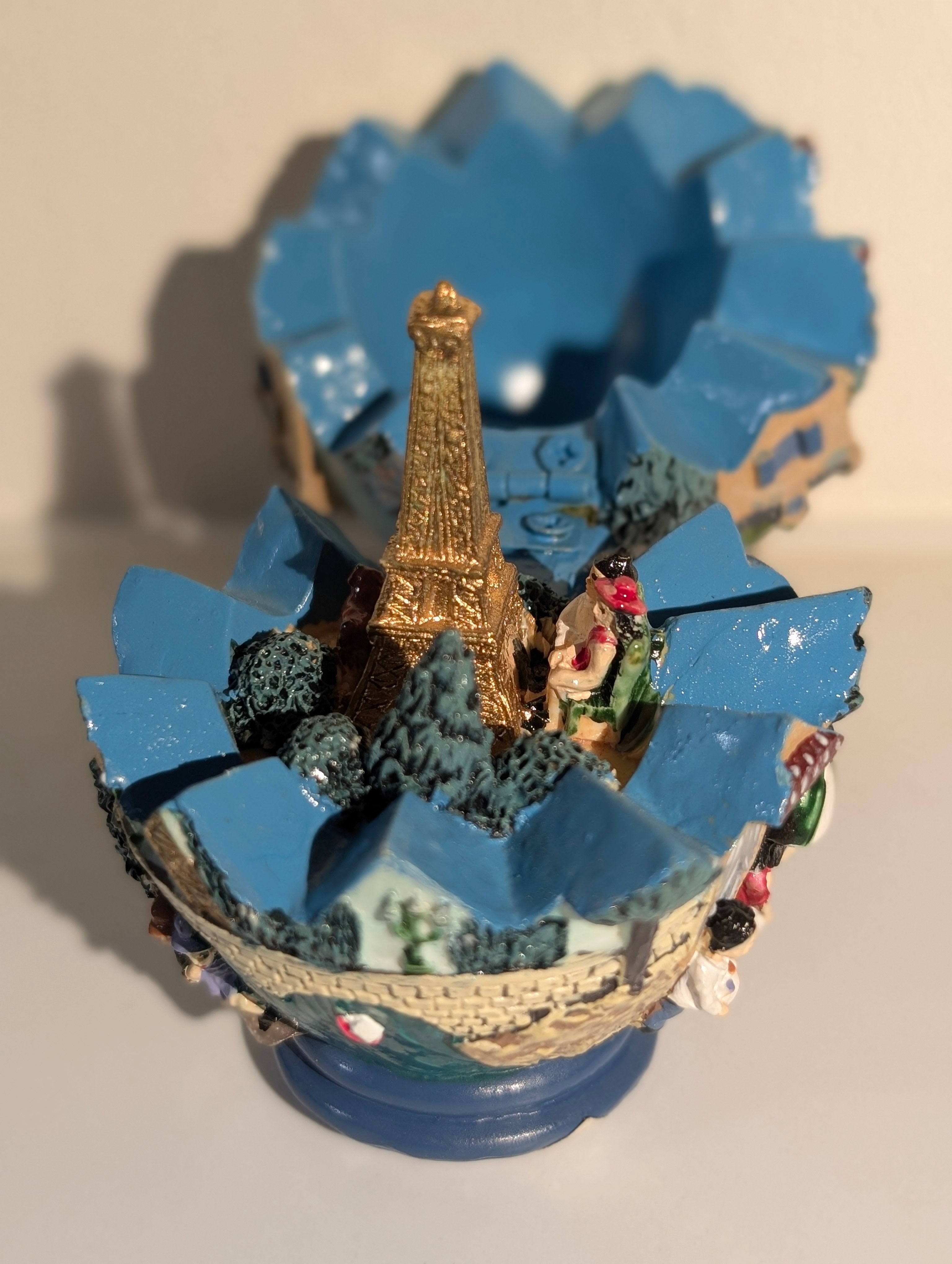Uovo Decorativo Montmartre – Sacré-Cœur di Parigi